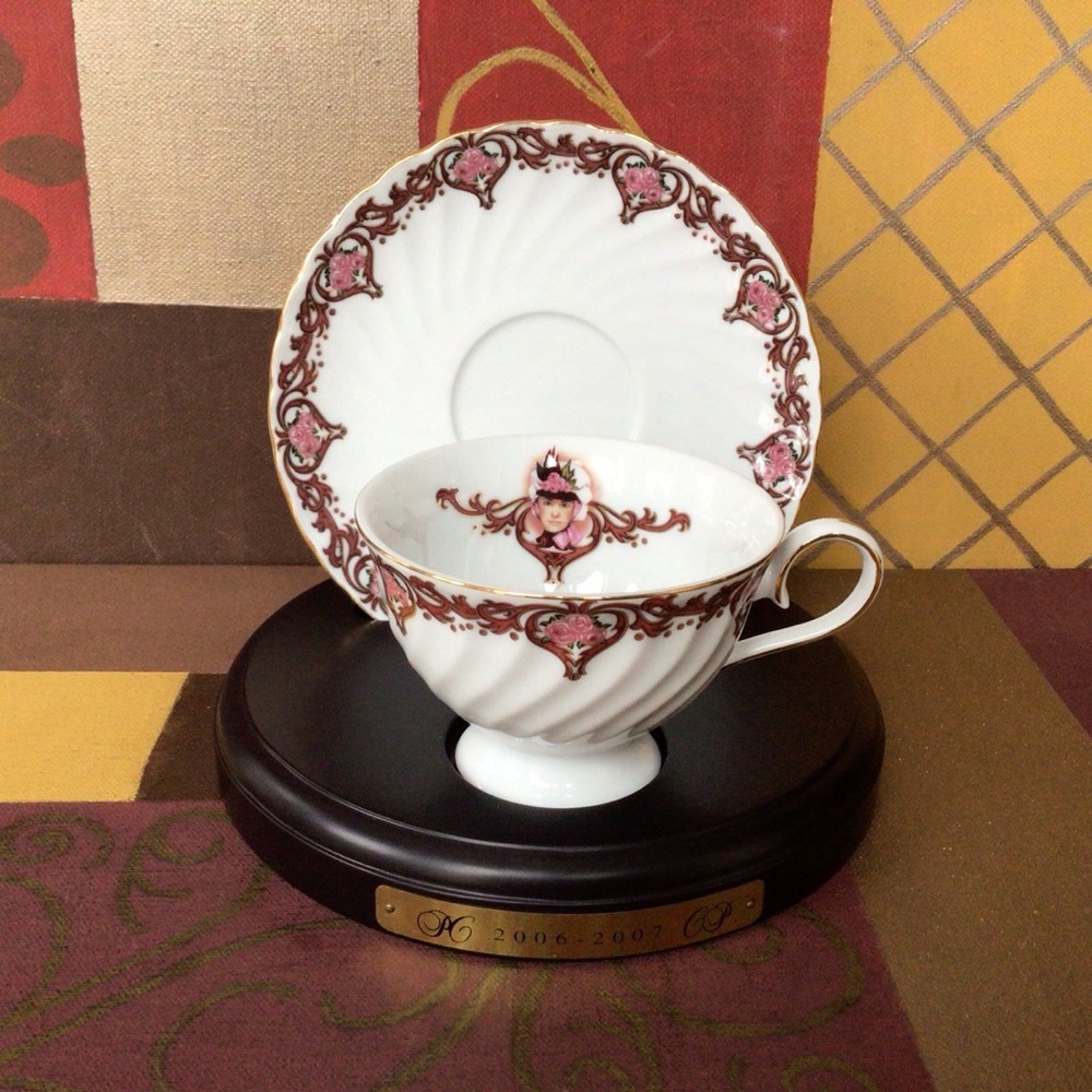 Avon 2006-2007 Honor Society Teacup Saucer And Stand